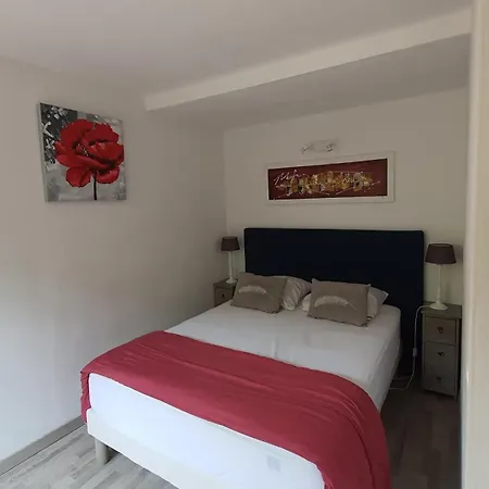 L'amirauté Apartment